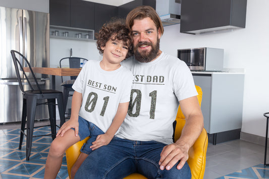 Weißes T-Shirt-Kombi-Set „Vater und Sohn“ (Bester Vater / Bester Sohn)