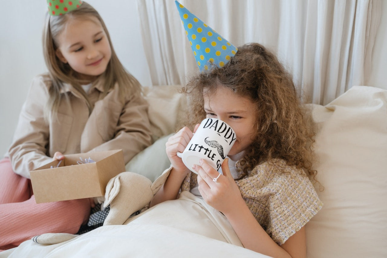 Weiße Kaffeetasse für Papas kleines Mädchen