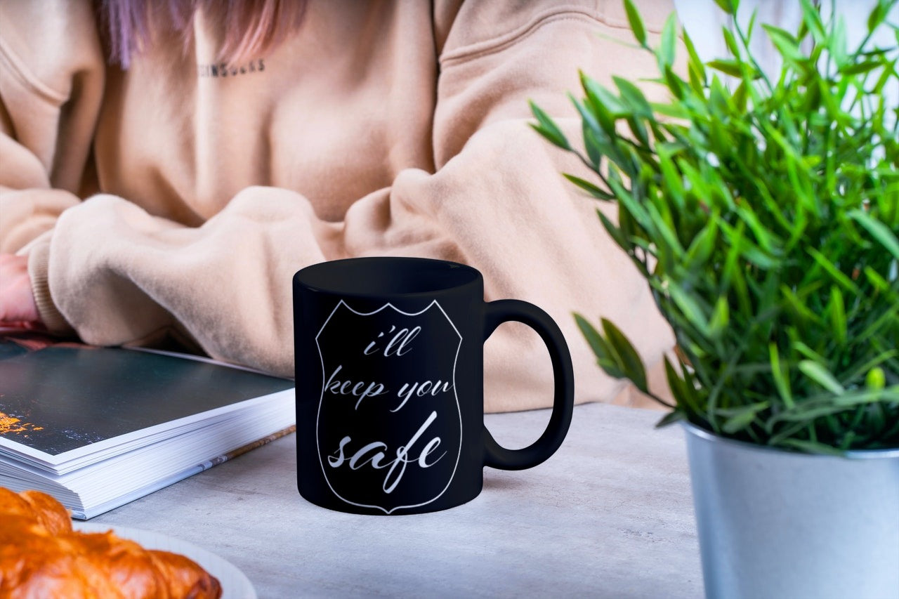 Schwarze Kaffeetasse (I'll Keep You Safe)