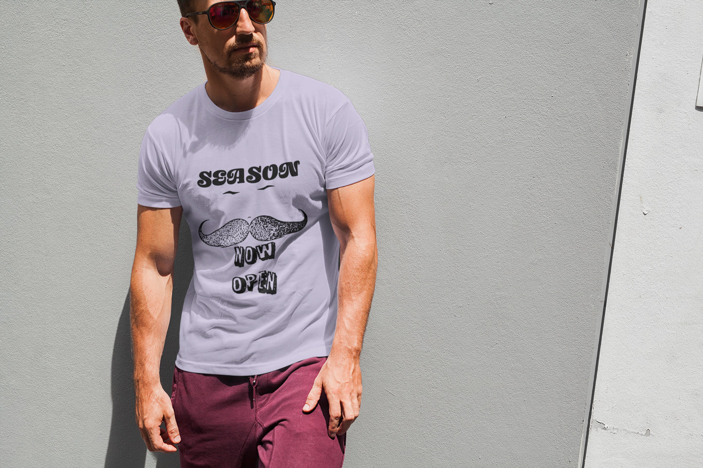 Mustache Season Now Open Sommer-T-Shirt für Herren
