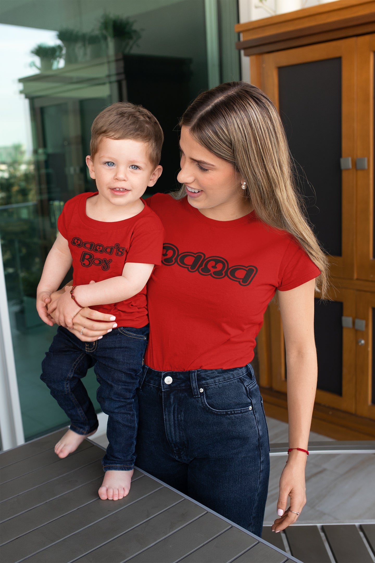Mama's Boy T-shirt For Boys