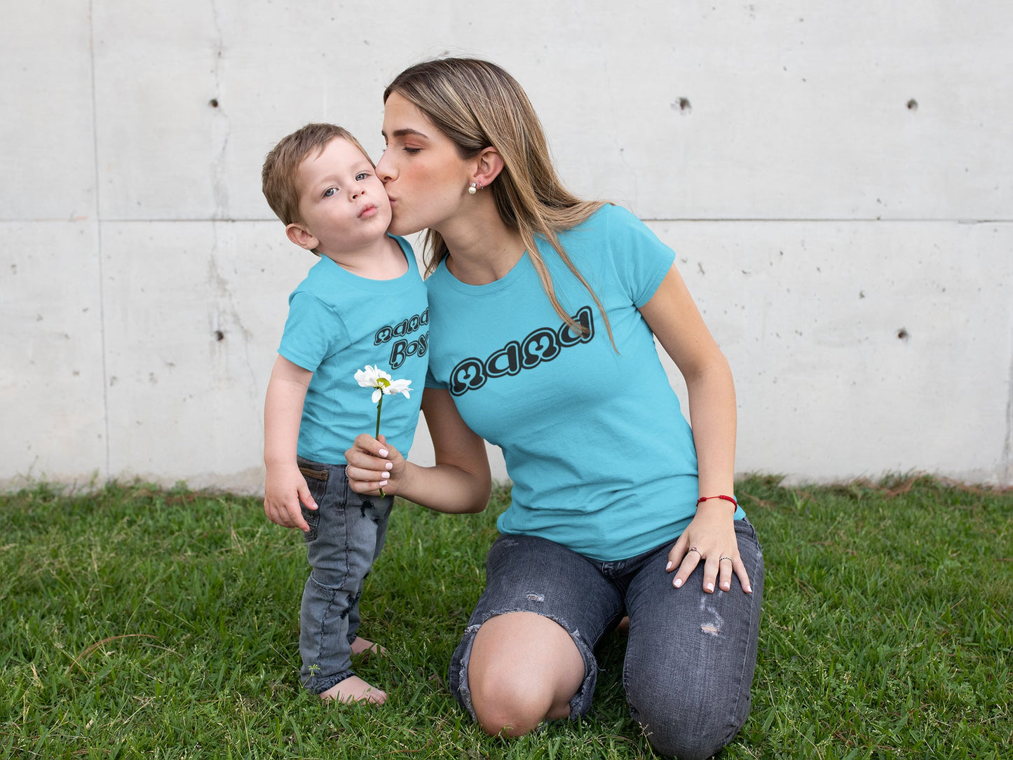 Mama's Boy T-shirt For Boys