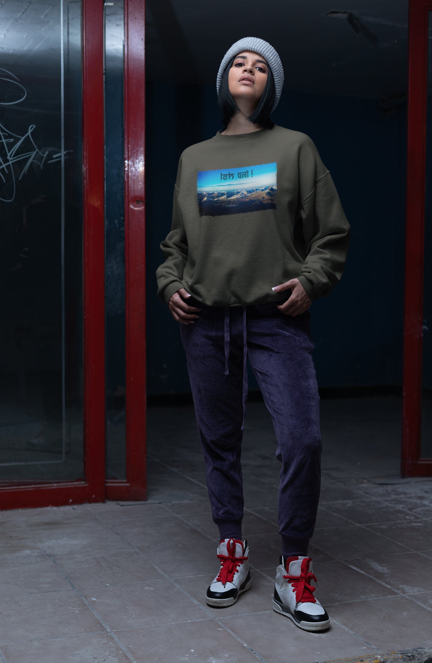 Unisex Sweatshirt ( LEH CHALO )