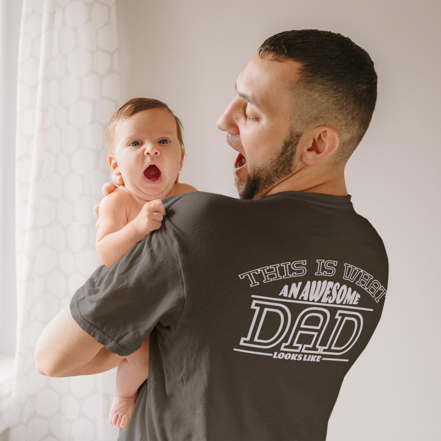 Summer T-shirt for Men ( That's What An Awesome Dad Looks Like )