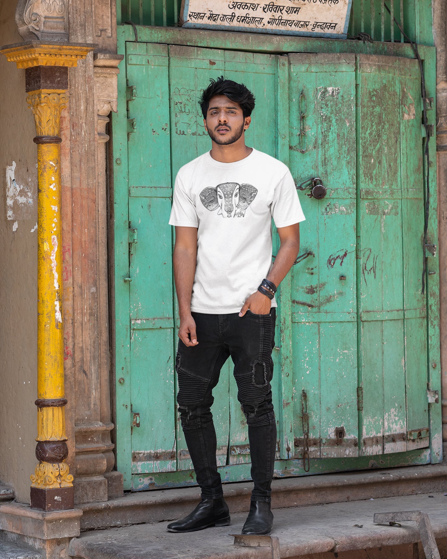 Summer T-shirt for Men(Ganpati Pencil Sketch Full Face)