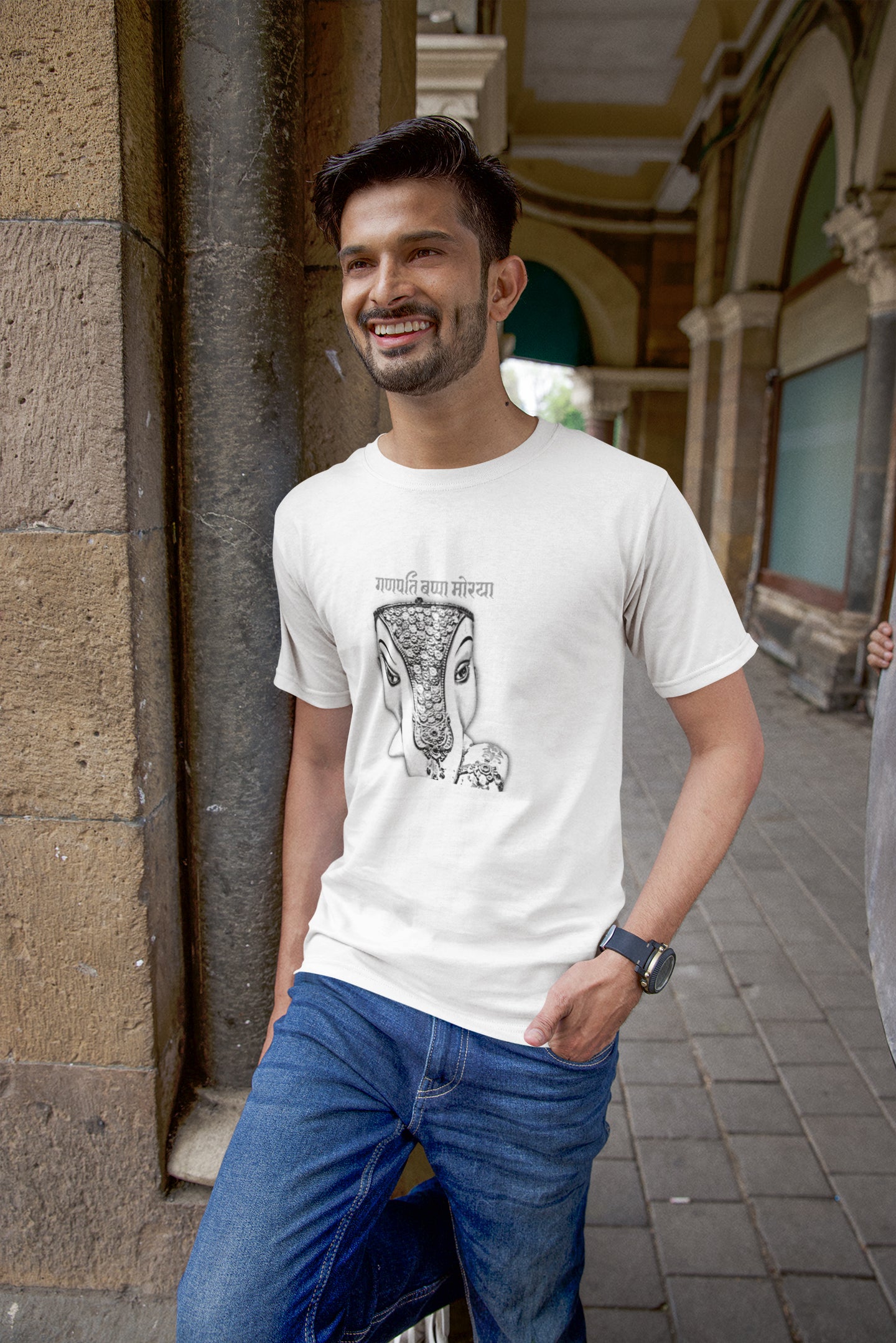 Ganpati Half Pencil Sketch Sommer-T-Shirt für Herren