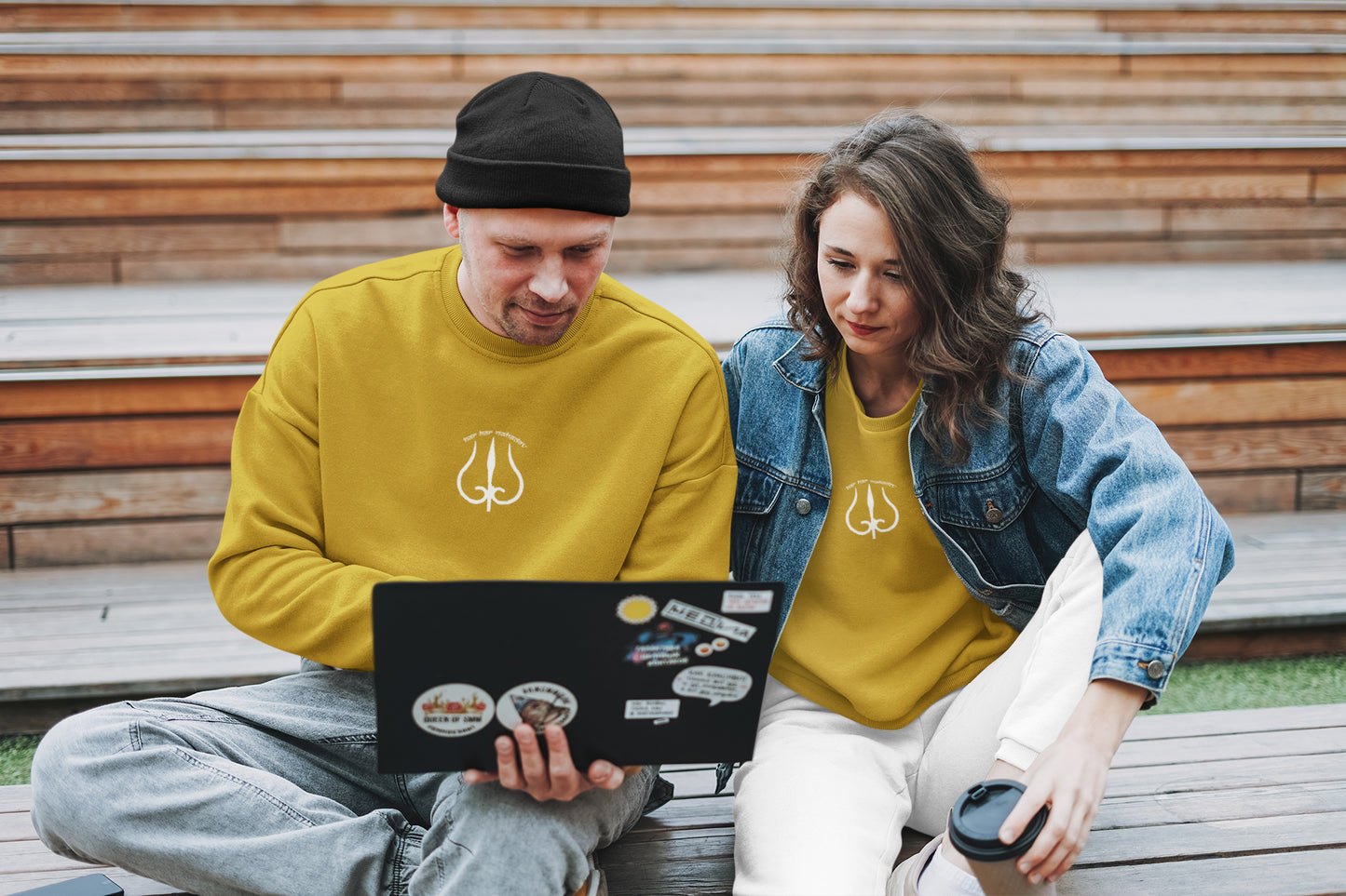 Har Har Mahadev White Trident Unisex Sweatshirt