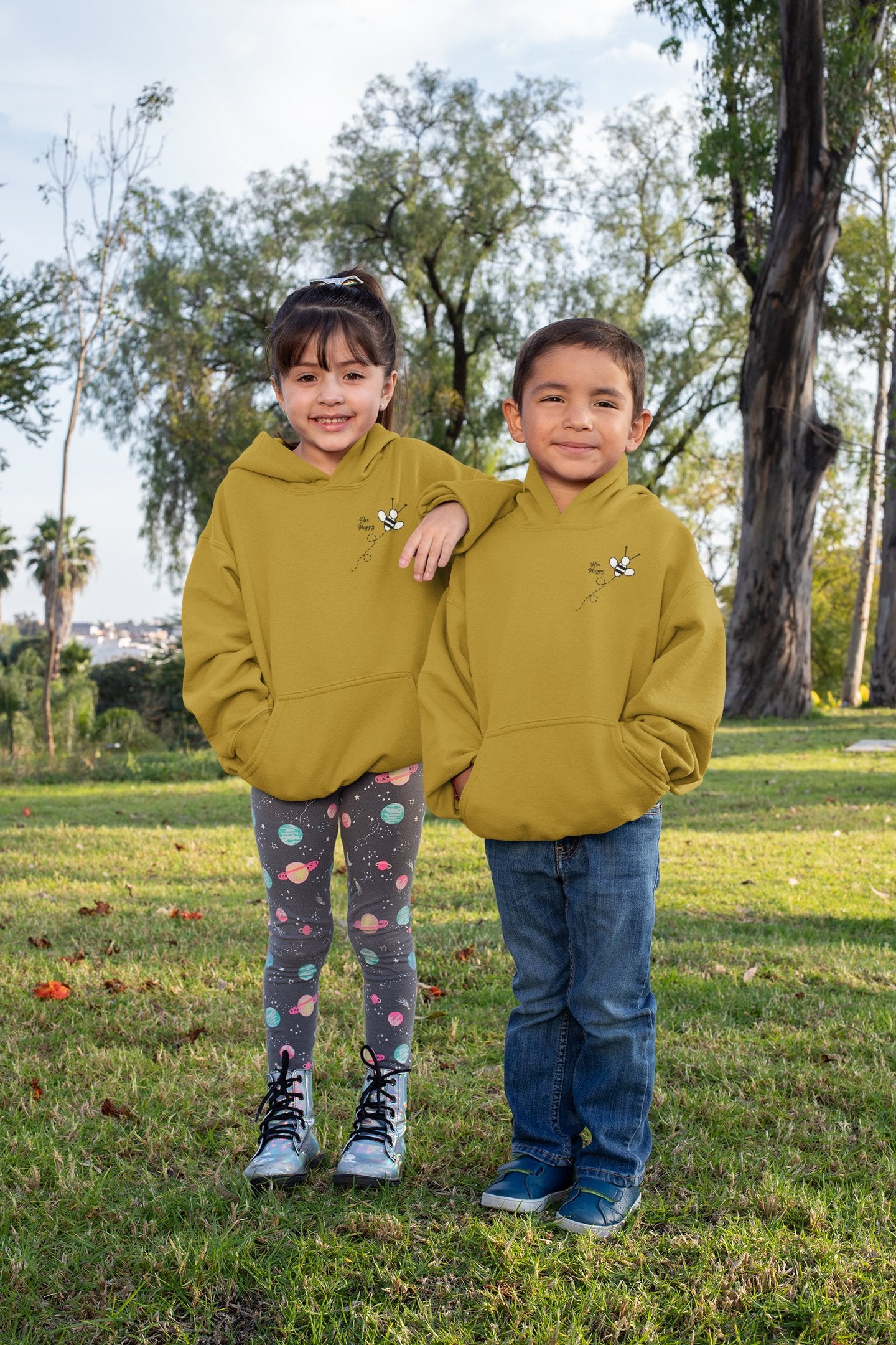 Hoodies für Kinder (BE HAPPY WHITE)